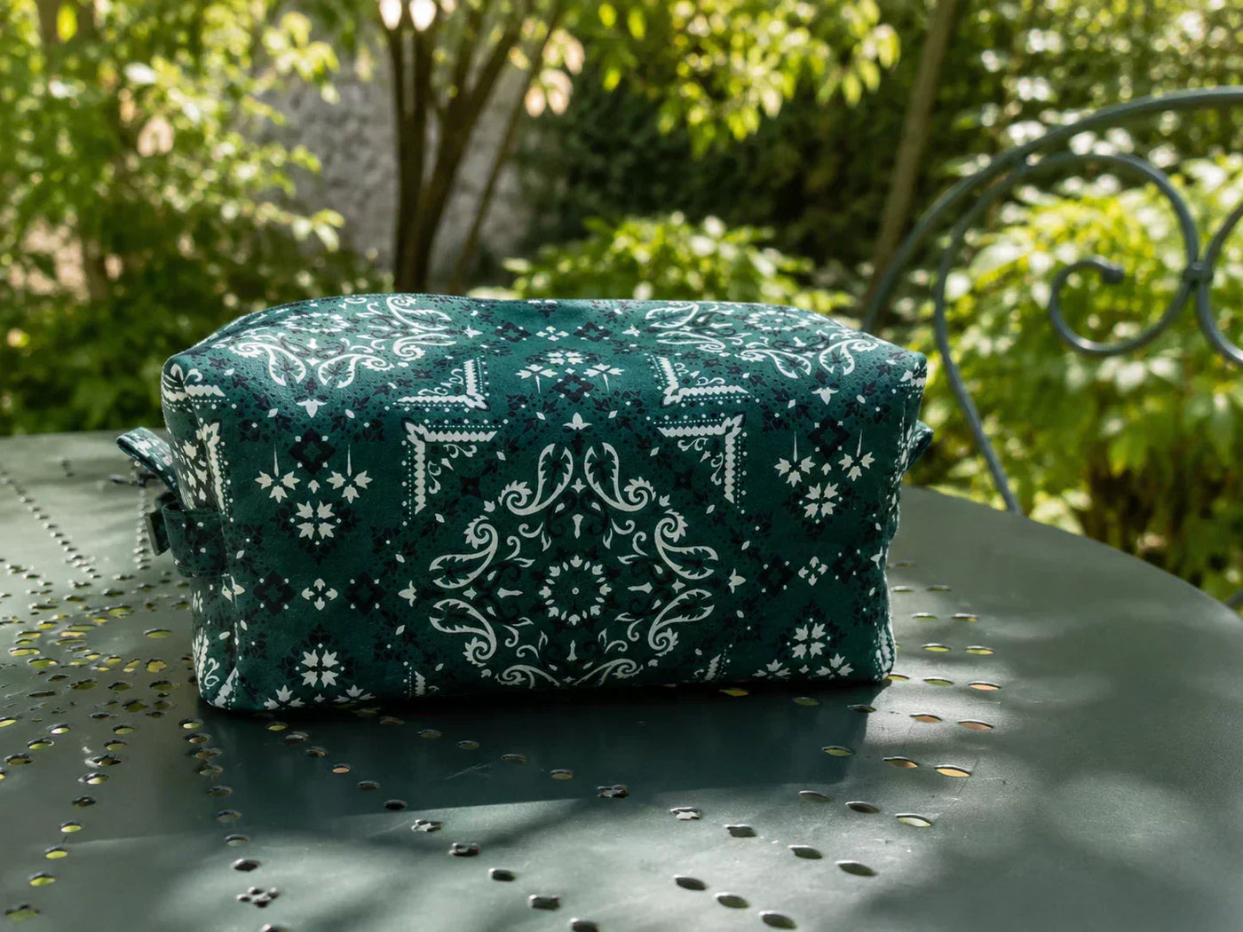 Trousse isotherme : 10 façons de l'utiliser (bien au-delà de la trousse de toilette)