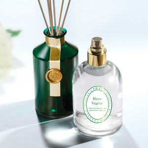 white plant diffuser