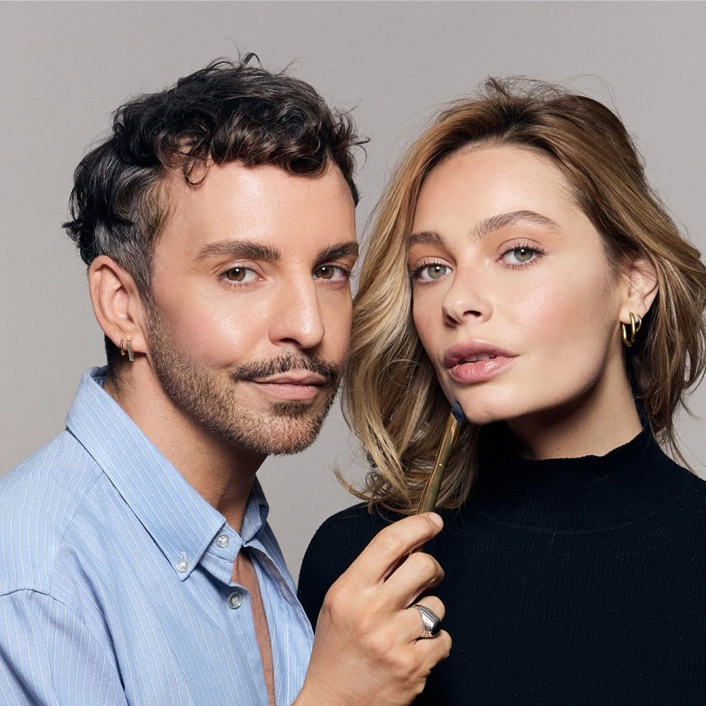 Deux heures qui changent votre rapport au maquillage.